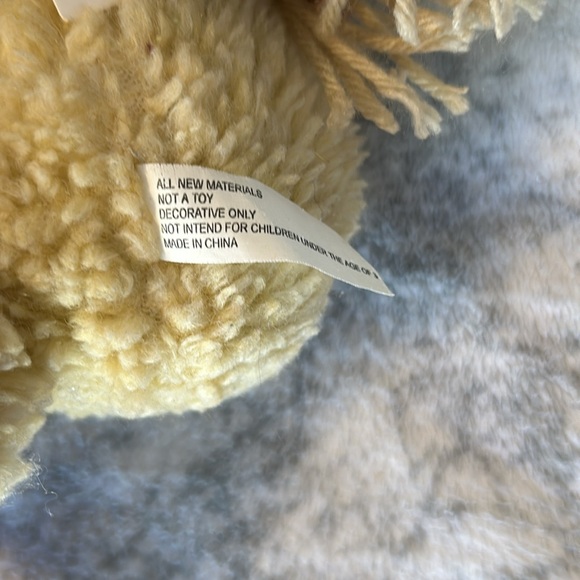 SITTING SNOWMAN DECOR - Picture 5 of 5